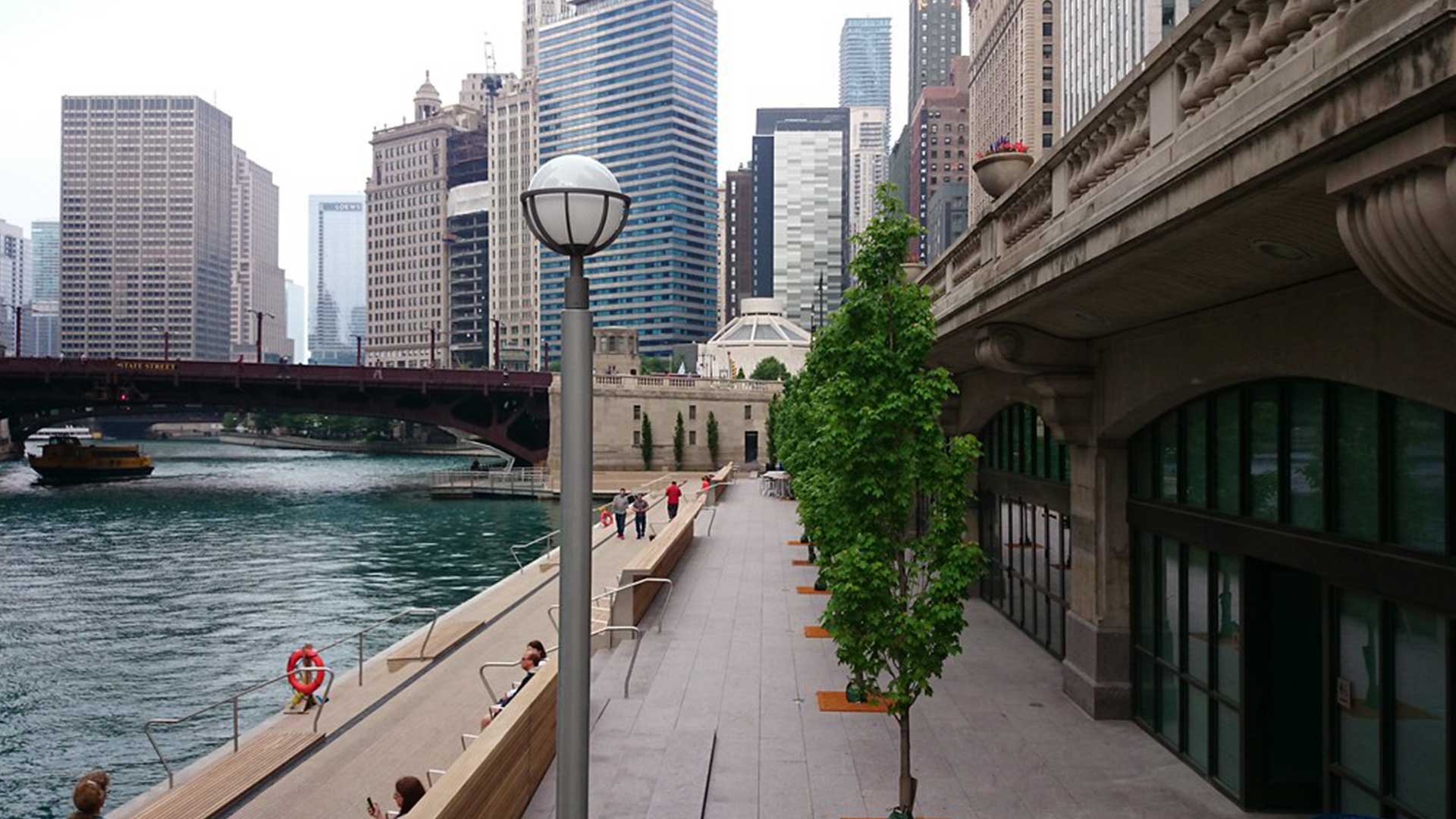 say-hello-to-the-new-riverwalk-in-chicago-journal-hotels